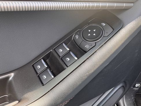 New 2026 Ford Explorer Active w/ Active Comfort Package image 8