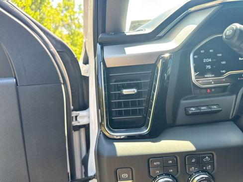Used 2023 GMC Sierra 1500 Denali AWD/4WD image 22