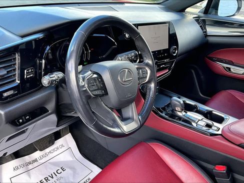 Used 2022 Lexus NX 350 AWD image 17