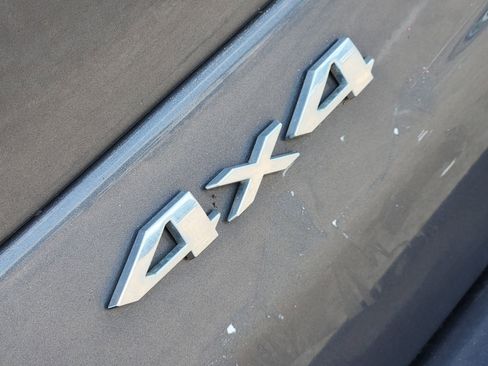 Used 2023 Jeep Grand Cherokee Limited AWD/4WD image 12