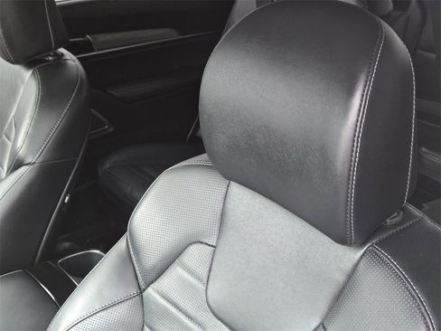 Certified 2022 Kia Telluride SX w/ SX Prestige Package image 20