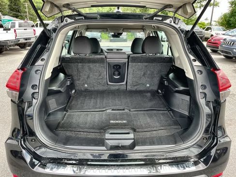 Used 2019 Nissan Rogue S AWD/4WD image 20