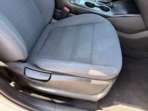 Used 2016 Kia Sorento FWD image 26