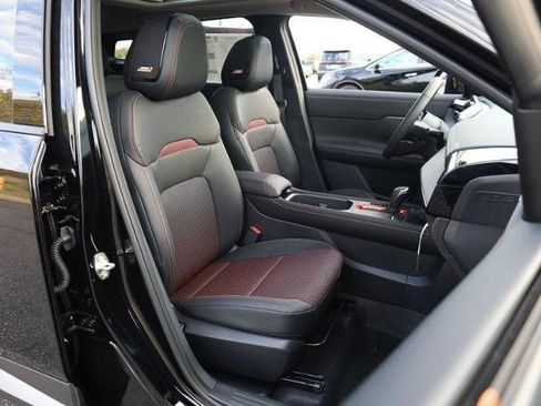 New 2026 Nissan Kicks SR w/ SR Premium Package image 27