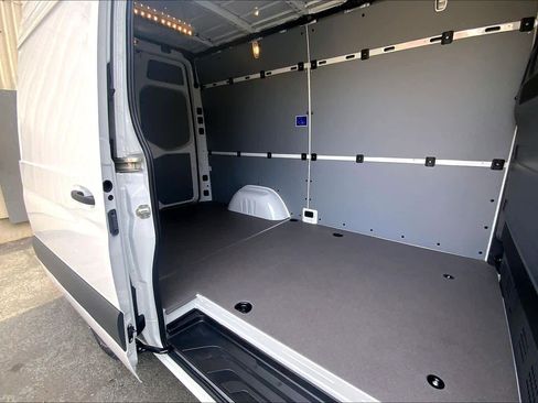 New 2025 Mercedes-Benz Sprinter 2500 image 12
