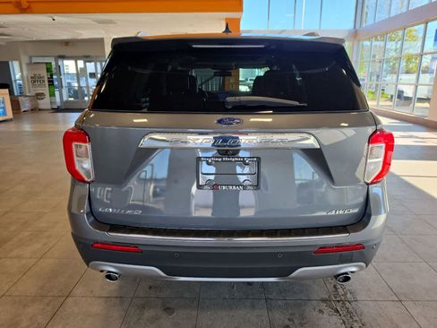 Certified 2022 Ford Explorer Limited AWD/4WD image 9