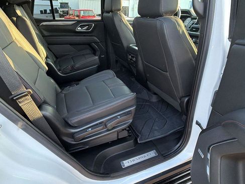 Certified 2023 Chevrolet Tahoe RST w/ Luxury Package AWD/4WD image 19