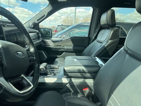 Used 2024 Ford F150 Platinum image 6