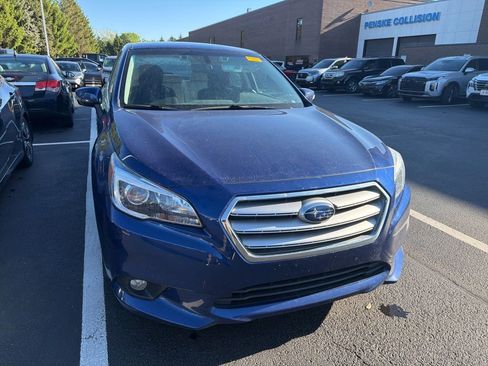 Used 2017 Subaru Legacy 2.5i Premium image 5
