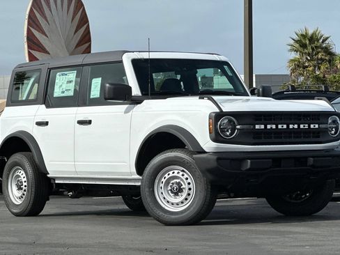 New 2025 Ford Bronco 4-Door AWD/4WD image 2