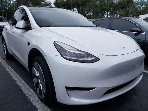 Used 2020 Tesla Model Y Performance AWD/4WD image 2