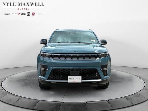 New 2026 Jeep Grand Wagoneer Limited AWD/4WD image 18