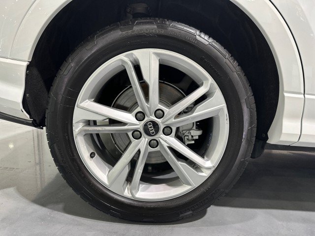 Used 2022 Audi Q3 2.0T Premium AWD/4WD image 8