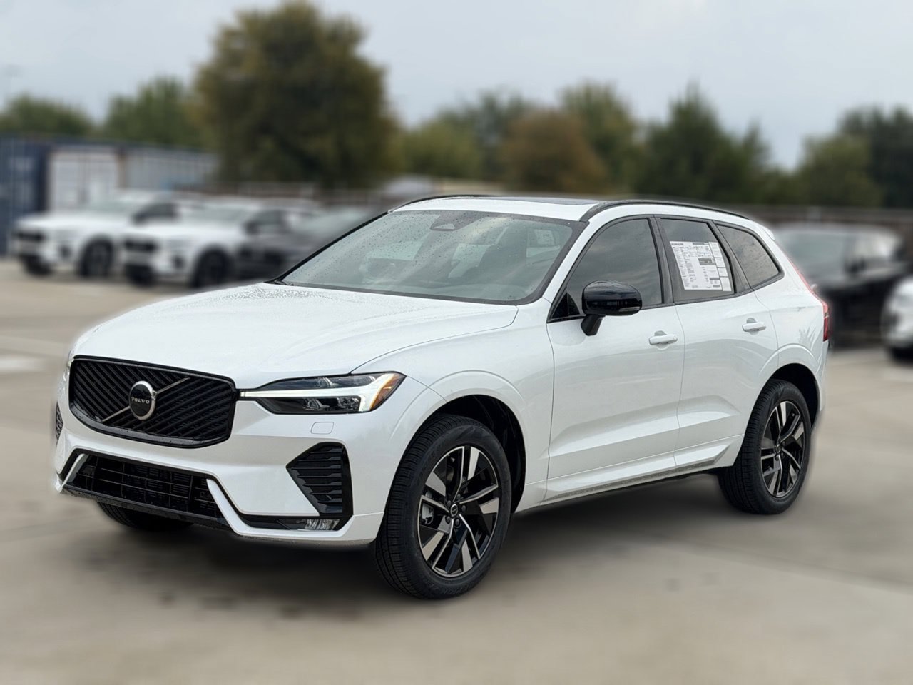 New 2027 Volvo XC60 B5 Core AWD/4WD image 2