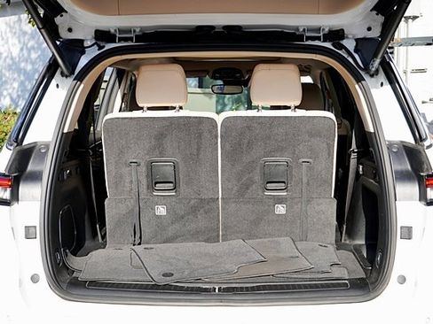 Used 2021 Jeep Grand Cherokee L Limited image 13