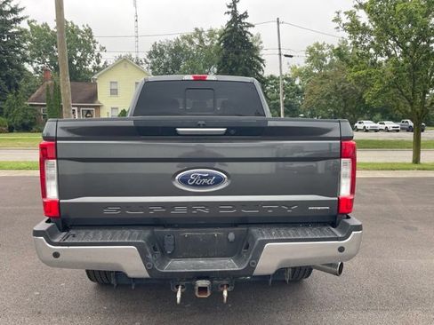 Used 2017 Ford F350 Lariat AWD/4WD image 5