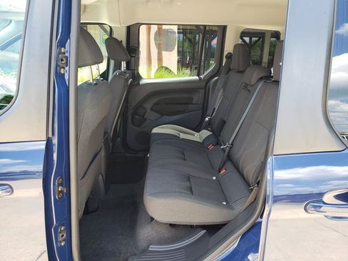 Used 2016 Ford Transit Connect XLT FWD image 12