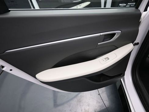 Used 2025 Hyundai Sonata SEL FWD image 38