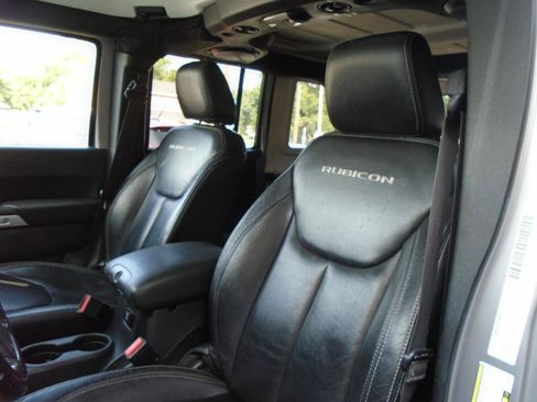 Used 2014 Jeep Wrangler Unlimited Rubicon AWD/4WD image 8