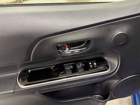 Certified 2017 Toyota Prius C Two image 15