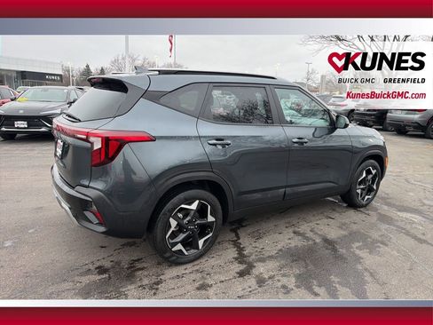 Used 2025 Kia Seltos S image 5