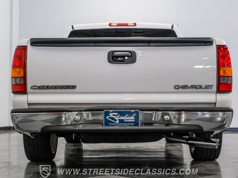 Used 2000 Chevrolet Silverado 1500 LS image 30