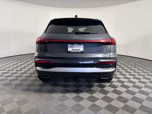 Used 2025 Audi Q5 Premium w/ Premium Plus AWD/4WD image 6