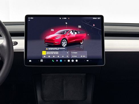 Used 2023 Tesla Model Y Long Range image 28