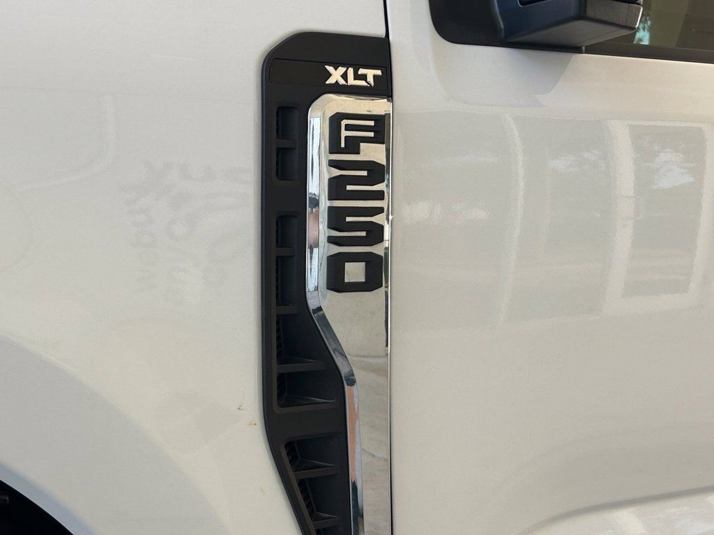 Used 2026 Ford F250 XLT AWD/4WD image 14