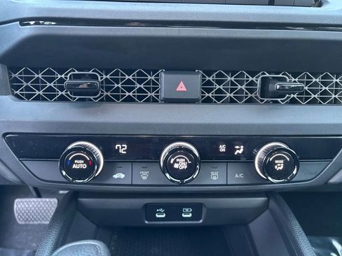 Used 2025 Honda Accord LX image 18