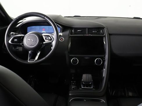 Used 2022 Jaguar E-PACE SE image 33