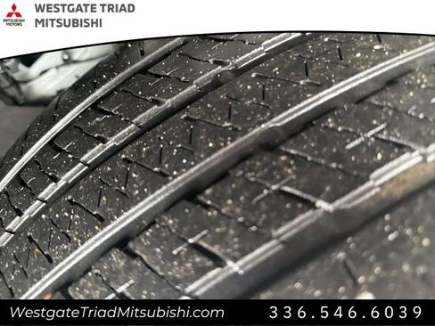 Used 2023 Jeep Grand Cherokee Overland image 5