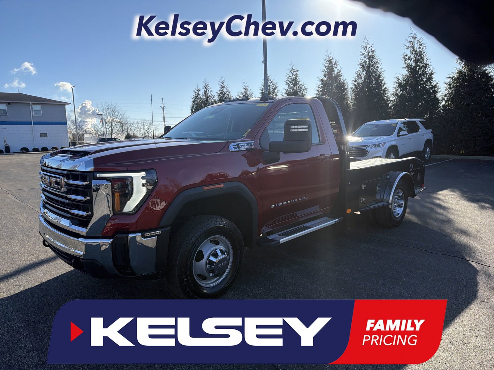 Used 2024 GMC Sierra 3500 SLE w/ SLE Convenience Package AWD/4WD image 1