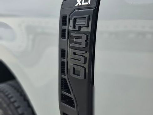 New 2026 Ford F350 XLT w/ XLT Premium Package image 9