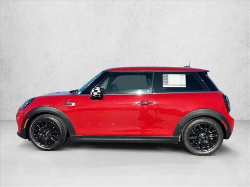 Used 2018 MINI Cooper 2-Door Hardtop image 9