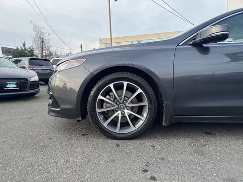 Used 2015 Acura TLX V6 SH-AWD w/ Advance Package image 2