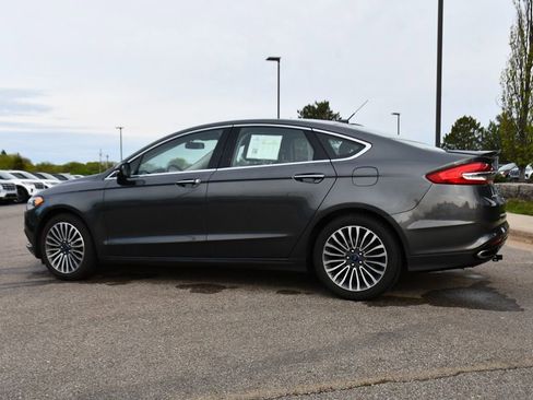 Used 2018 Ford Fusion Titanium FWD image 3