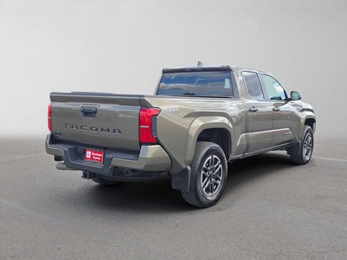 Certified 2025 Toyota Tacoma TRD Sport AWD/4WD image 3
