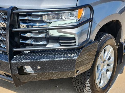 Used 2024 Chevrolet Silverado 1500 LTZ w/ Technology Package AWD/4WD image 10