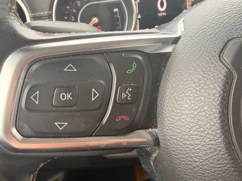 Used 2018 Jeep Wrangler Unlimited Sahara AWD/4WD image 21
