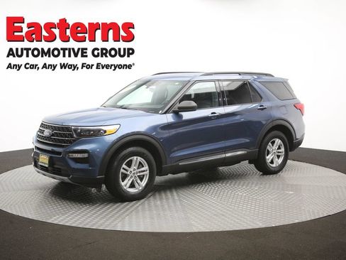 Used 2020 Ford Explorer XLT w/ Equipment Group 202A AWD/4WD image 57