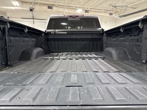 Used 2021 GMC Sierra 2500 Denali w/ Denali Ultimate Package AWD/4WD image 25