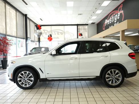 Used 2018 BMW X3 xDrive30i AWD/4WD image 3