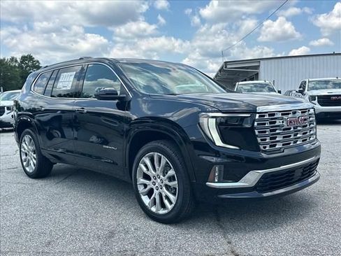 New 2026 GMC Acadia Denali w/ Super Cruise Package FWD image 2