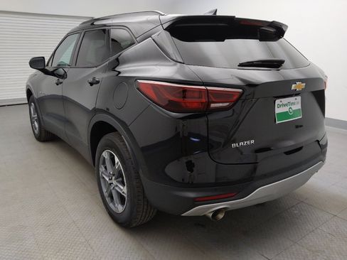 Used 2024 Chevrolet Blazer LT w/ Convenience Package FWD image 5