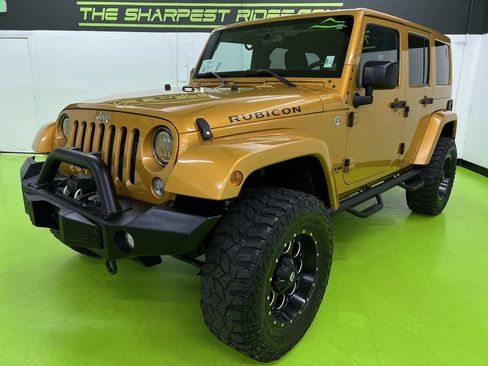 Used 2014 Jeep Wrangler Unlimited Rubicon w/ Max Tow Package AWD/4WD image 5