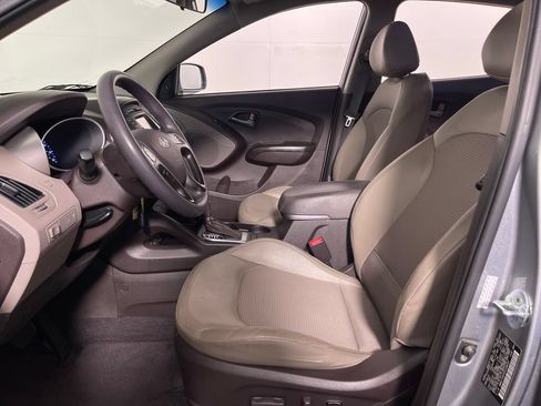 Used 2015 Hyundai Tucson GLS w/ Option Group 02 FWD image 12