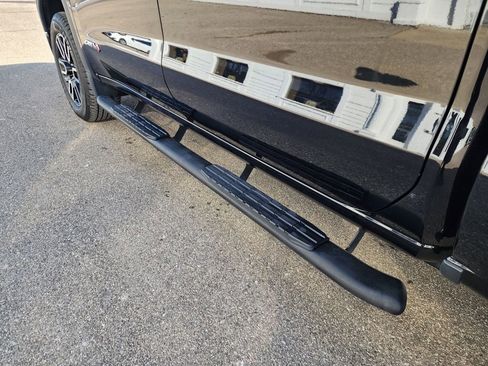 Certified 2021 GMC Sierra 1500 AT4 w/ Technology Package image 9