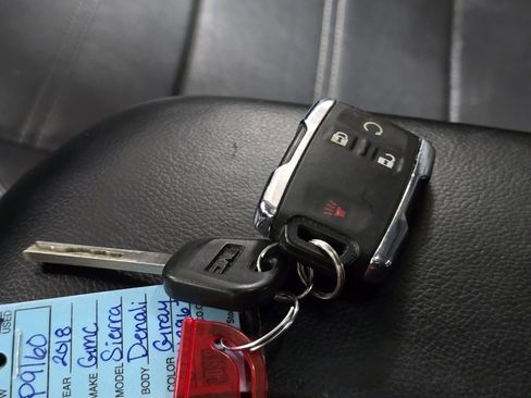 Used 2018 GMC Sierra 1500 Denali image 35