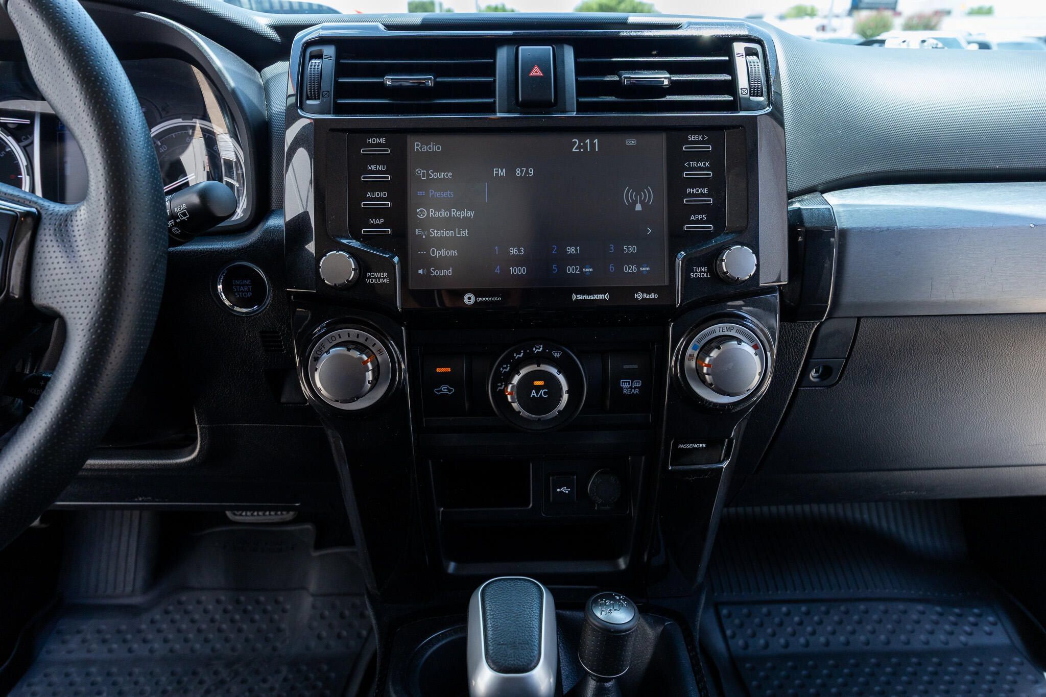 Used 2020 Toyota 4Runner TRD Off-Road Premium w/ Moonroof Package AWD/4WD image 23